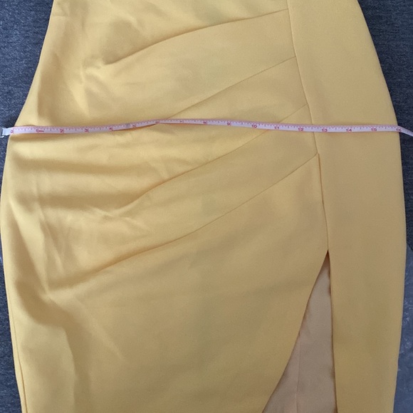 Beautiful bow dress 😍 - Picture 11 of 11